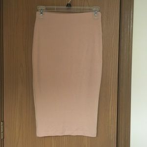 Nude skirt